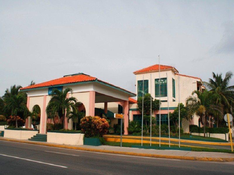 Hotel Los Delfines Varadero Exterior foto